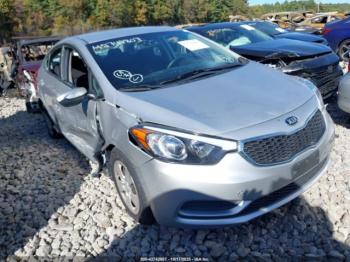  Salvage Kia Forte