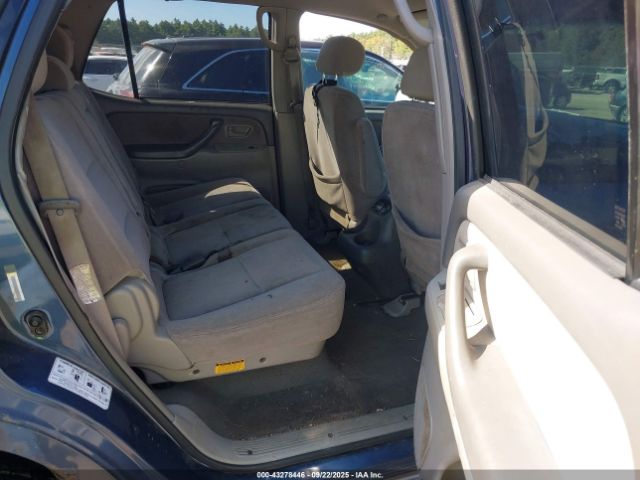 Toyota Sequoia Sr5 V8 Image 4