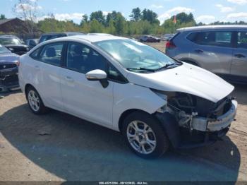  Salvage Ford Fiesta