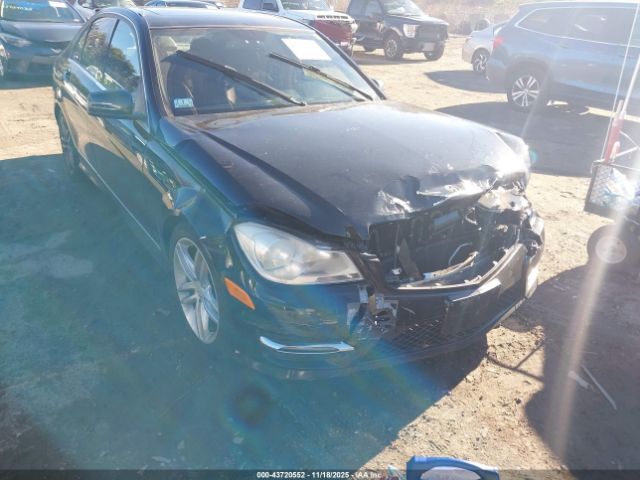 Mercedes-Benz C-Class Sport 4matic Image 4