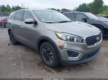  Salvage Kia Sorento