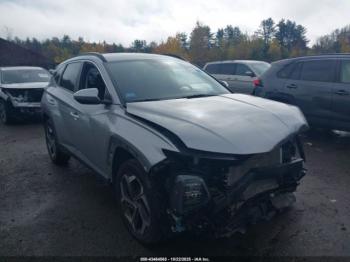  Salvage Hyundai TUCSON
