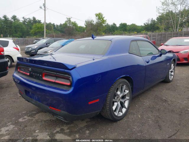 Dodge Challenger Image 3