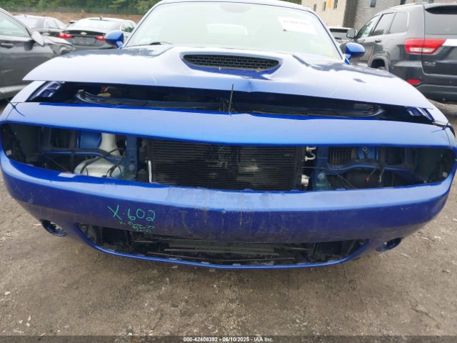 Dodge Challenger Image 8