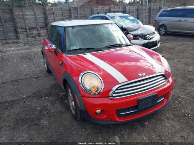MINI Cooper Image 1