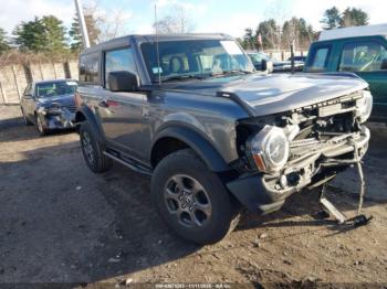 Salvage Ford Bronco