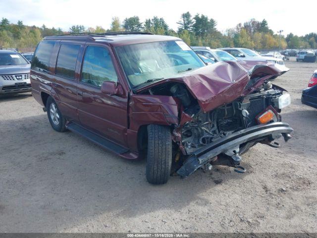  Salvage GMC Yukon