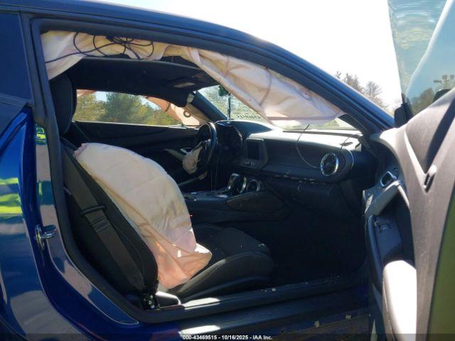 Chevrolet Camaro Rwd  1lt Image 3