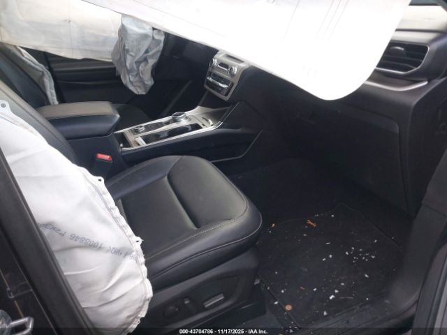 Ford Explorer Xlt Image 7