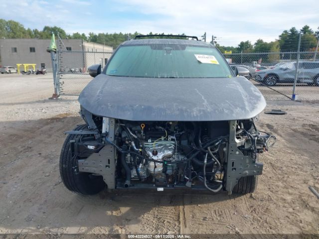 Nissan Pathfinder Sv 4wd Image 7