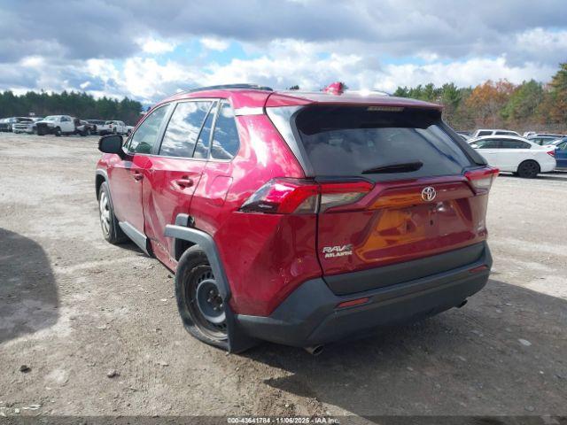 Toyota RAV4 Le Image 7