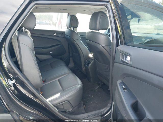 Hyundai TUCSON Limited Image 6