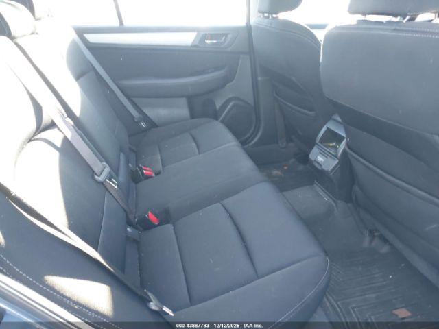 Subaru Legacy Premium Image 15