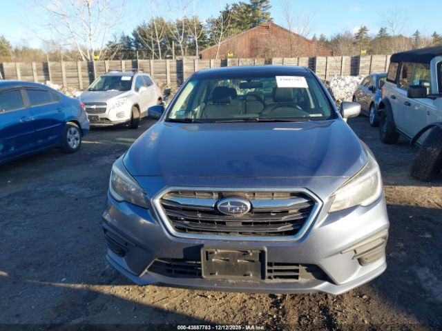 Subaru Legacy Premium Image 13