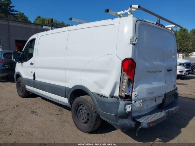 Ford Transit Image 3