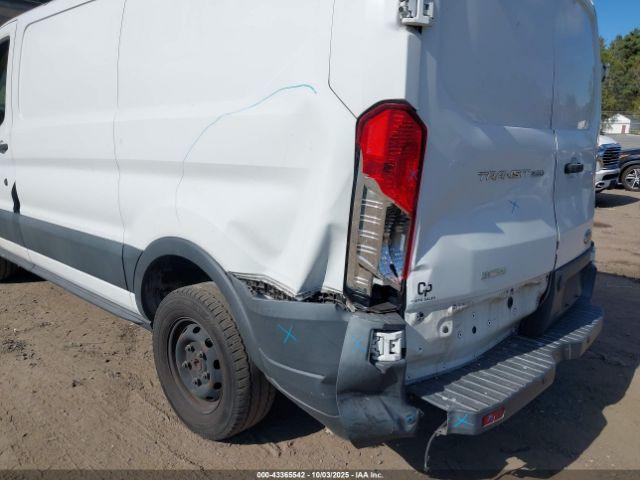 Ford Transit Image 6