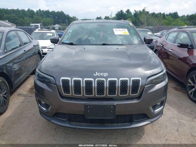 Jeep Cherokee Limited 4x4 Image 17
