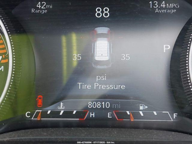 Jeep Cherokee Limited 4x4 Image 10