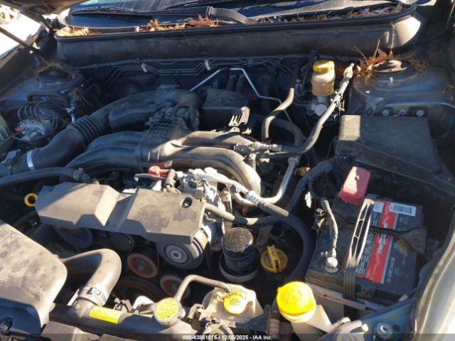 Subaru Outback 2.5i Limited Image 9