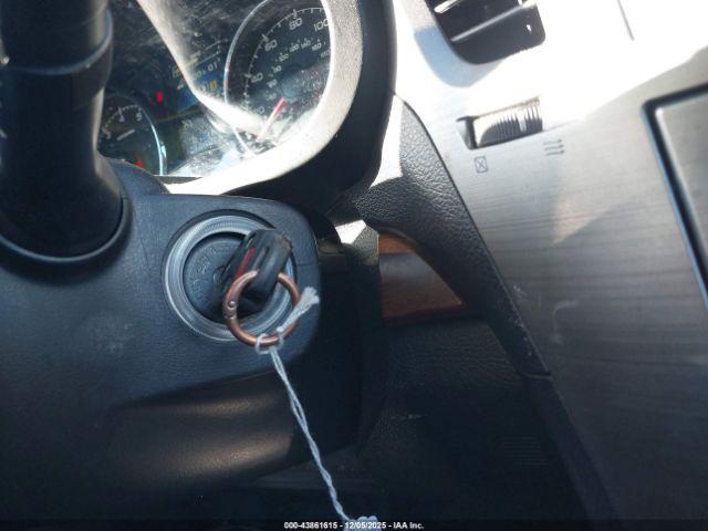 Subaru Outback 2.5i Limited Image 7