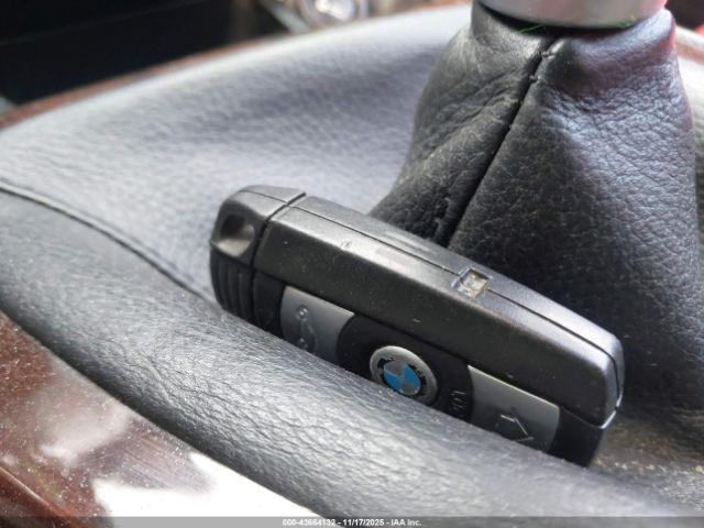 BMW 3 Series Image 4