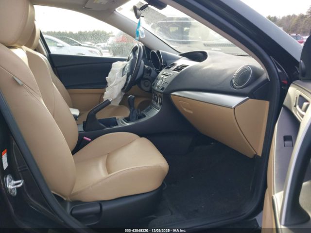 Mazda Mazda3 S Grand Touring Image 10