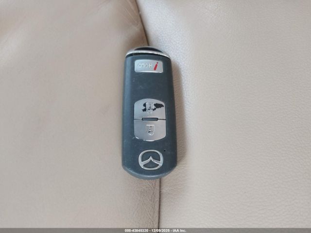 Mazda Mazda3 S Grand Touring Image 8