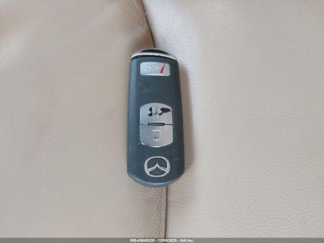 Mazda Mazda3 S Grand Touring Image 8