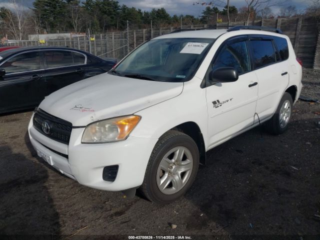 Toyota RAV4 Image 11