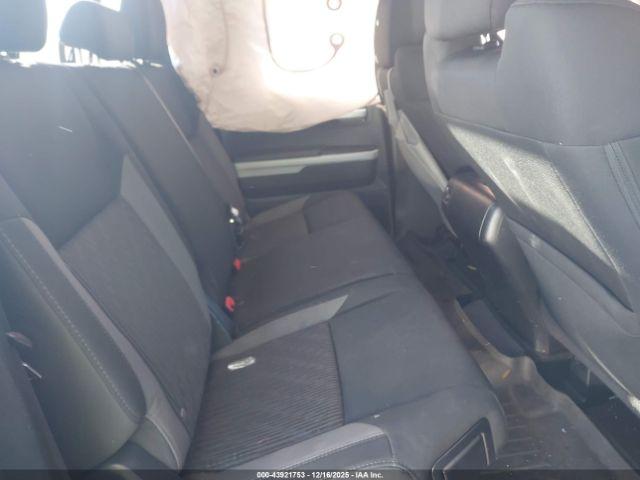 Toyota Tundra Sr5 5.7l V8 Image 9