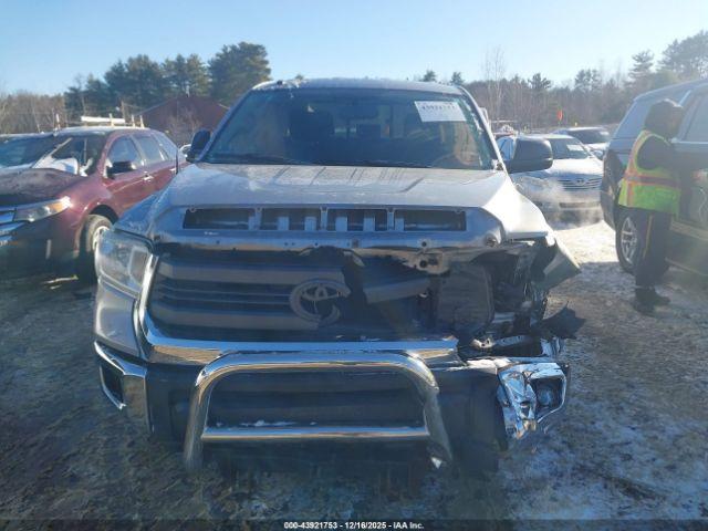 Toyota Tundra Sr5 5.7l V8 Image 13