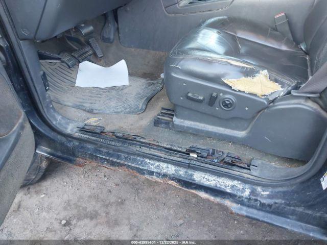 GMC Sierra 2500 Slt Image 3