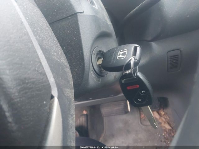 Honda Pilot Lx Image 7