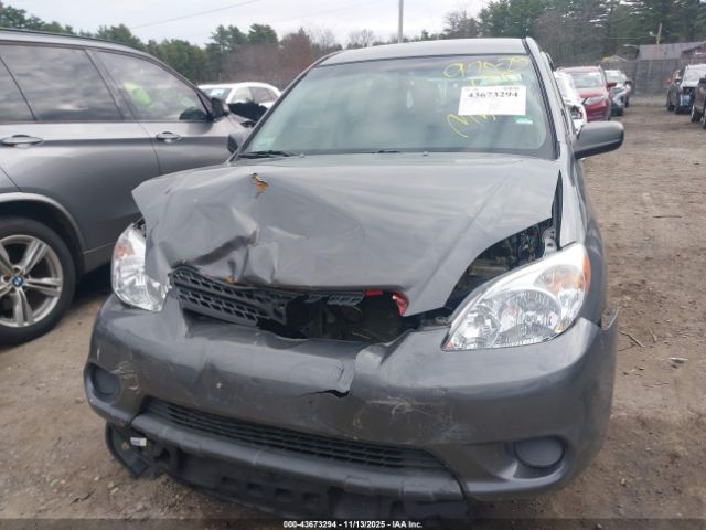 Toyota Matrix Image 15