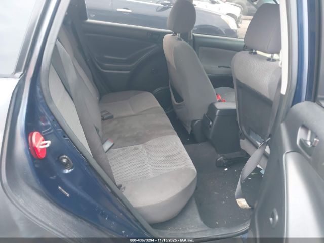 Toyota Matrix Image 6