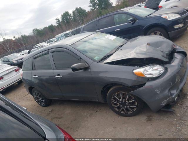 Toyota Matrix Image 13