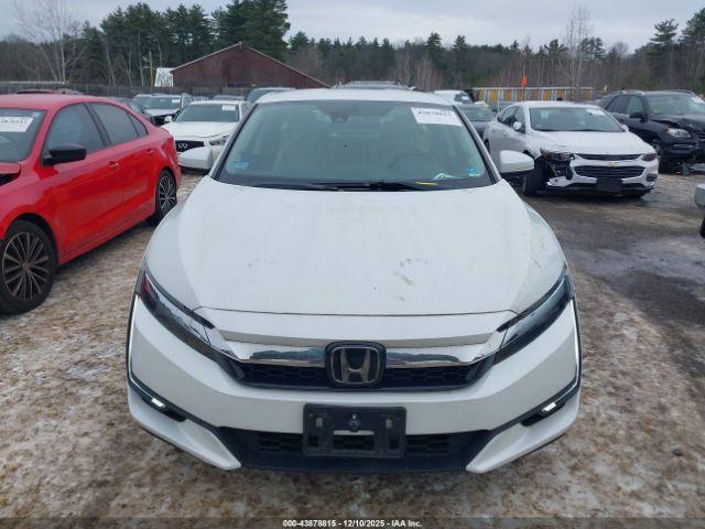 Honda Clarity Plug-In Hybrid Image 4