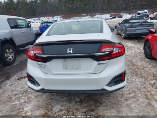 Honda Clarity Plug-In Hybrid Image 15