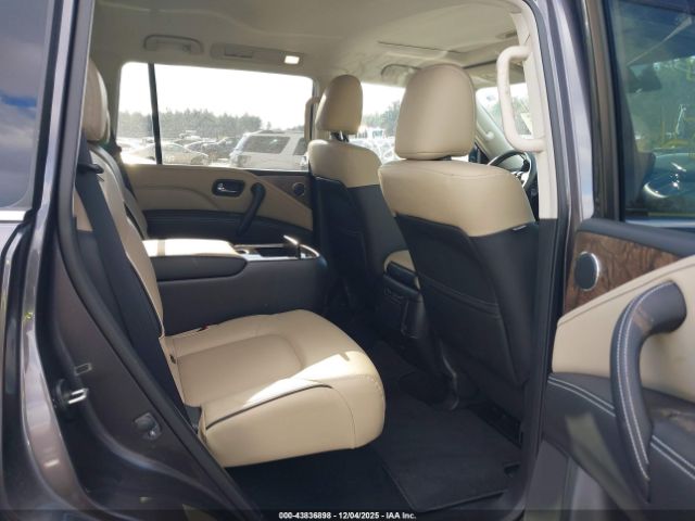 INFINITI Qx Premium Select Awd Image 4