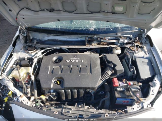 Toyota Corolla Le Image 12