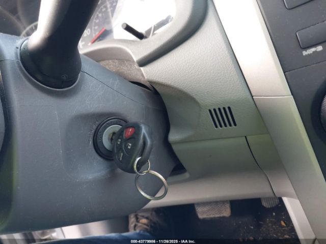 Toyota Corolla Le Image 8