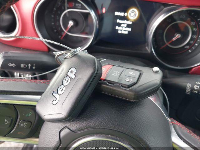 Jeep Wrangler Rubicon 4x4 Image 9