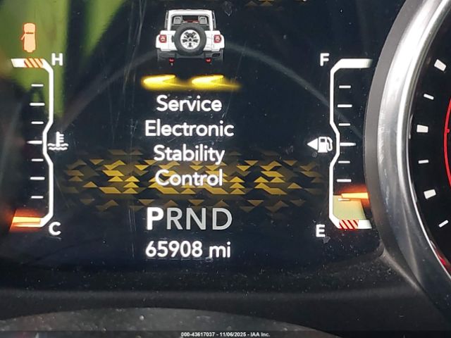 Jeep Wrangler Rubicon 4x4 Image 12