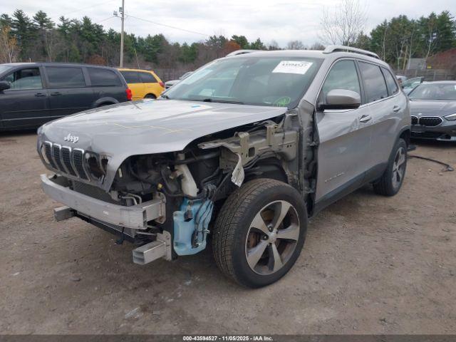 Jeep Cherokee Limited 4x4 Image 15