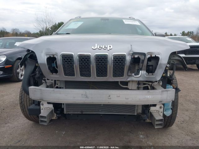 Jeep Cherokee Limited 4x4 Image 18