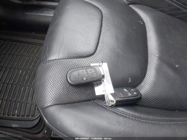 Jeep Cherokee Limited 4x4 Image 9