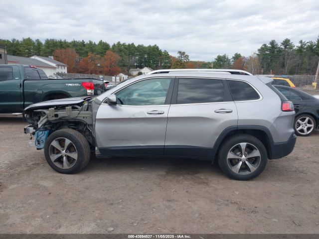 Jeep Cherokee Limited 4x4 Image 6