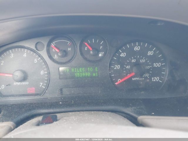 Ford Taurus Se Image 5