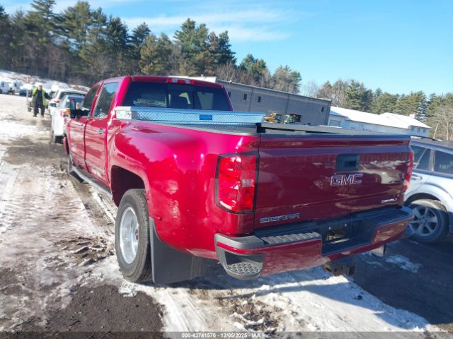 General Motors Sierra 3500HD Denali Image 5