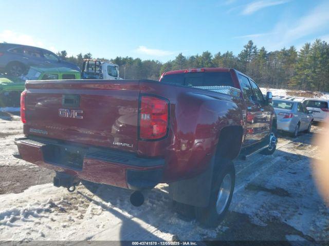 General Motors Sierra 3500HD Denali Image 14